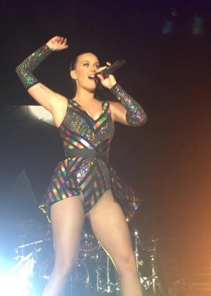 Katy Perry - Performing at a Private Show in Maui