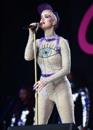 Katy Perry - Performs at Glastonbury Festival 2017
