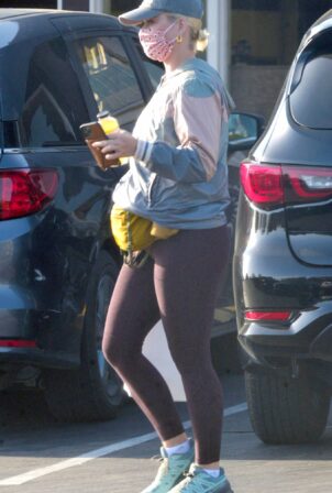 Katy Perry - Seen out in Montecito