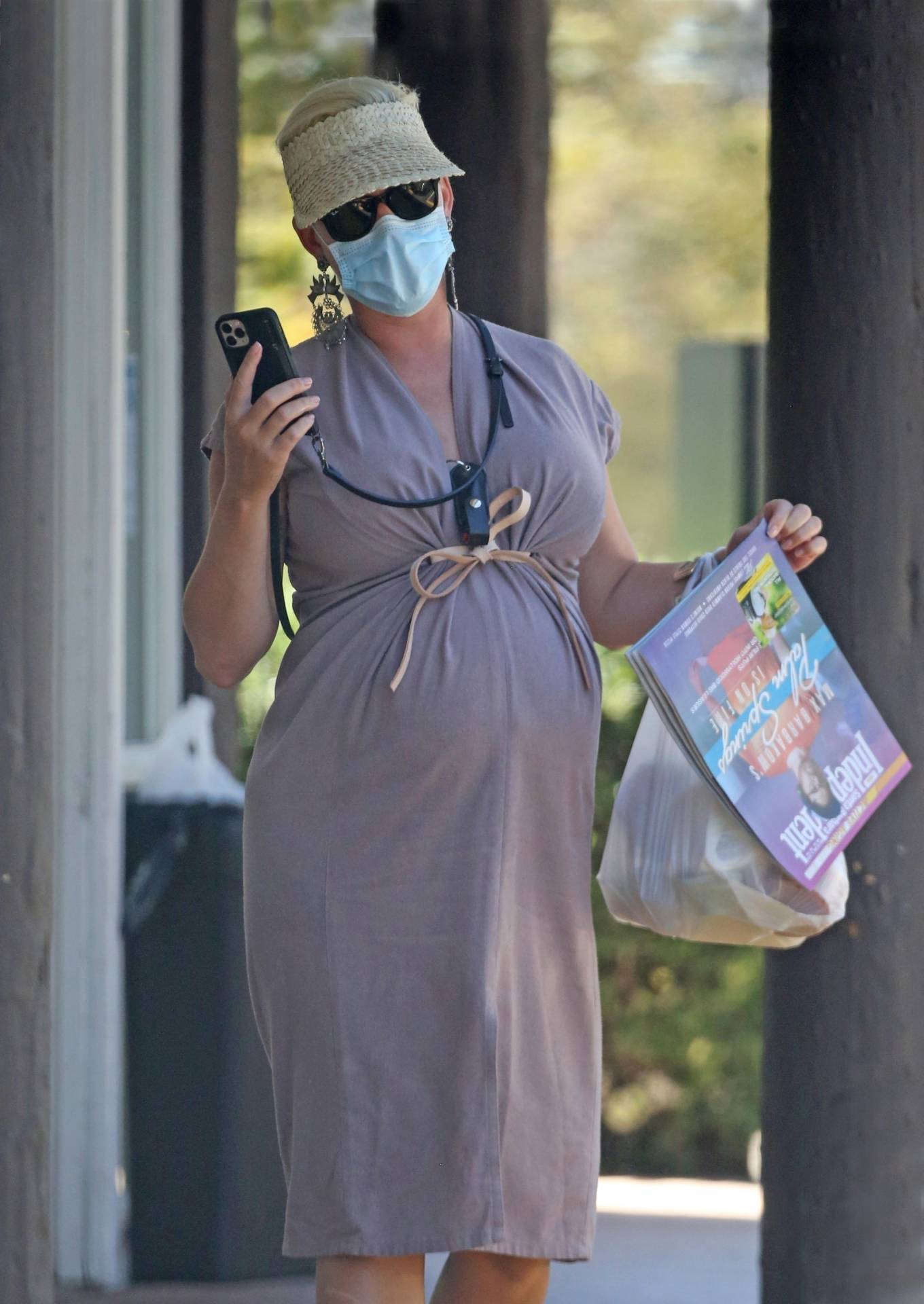 Katy Perry – Shows her baby bump in Santa Barbara – California