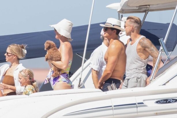 Katy Perry - spends her birthday on a yacht in Cabo San Lucas