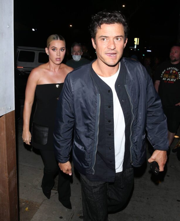 Katy Perry - With Orlando Bloom arrive for dinner at Craig's in West Hollywood