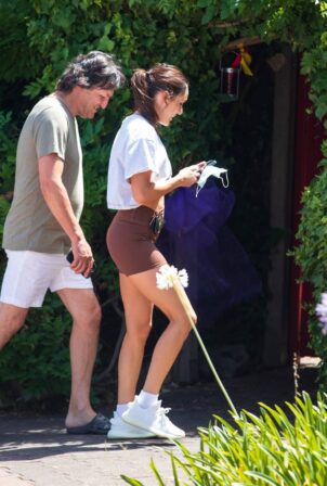 Kayla Itsines - Out for a walk with her dad in Adelaide
