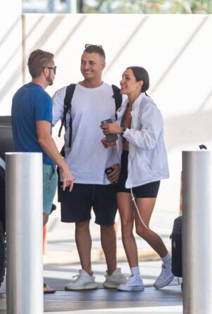 Kayla Itsines - With Jae looked spotted getting dropped off at Adelaide airport