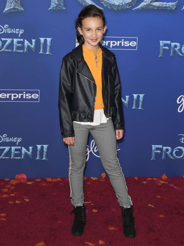Kaylin Hayman - 'Frozen 2' Premiere in Los Angeles