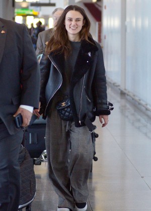 Keira Knightley - Arrives at JFK Airport in New York