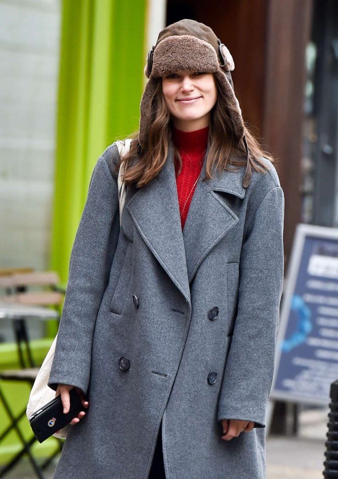 Keira Knightley - Out in East London