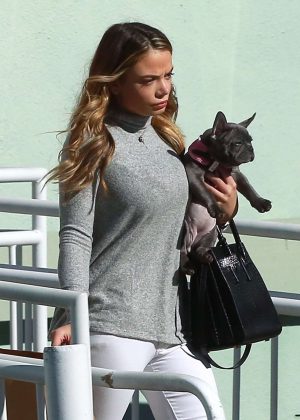 Keleigh Sperry out taking her dog to PetSmart in Studio City