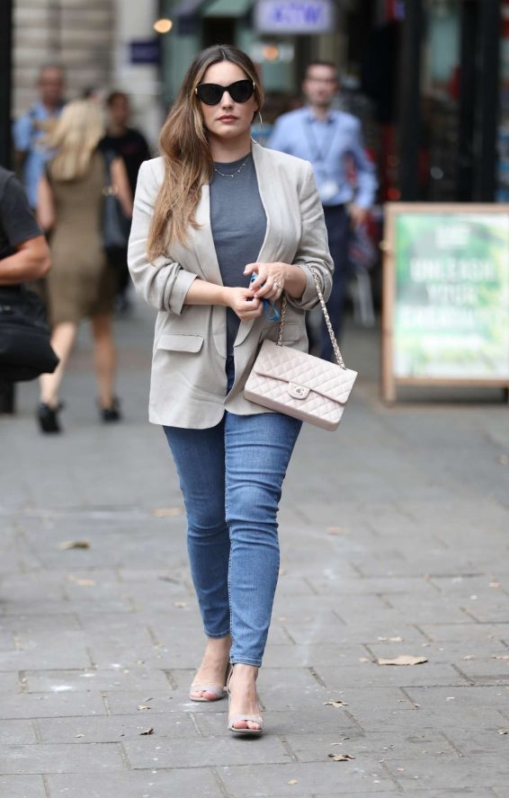 Kelly Brook - Arriving at Global Offices in London