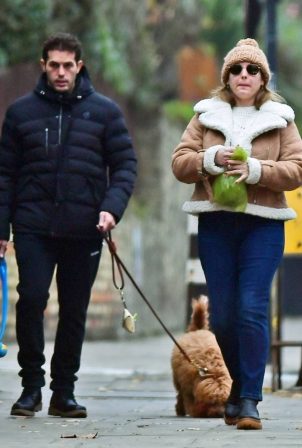 Kelly Brook - Spotted with her partner Jeremy Parisi walking the dog in London
