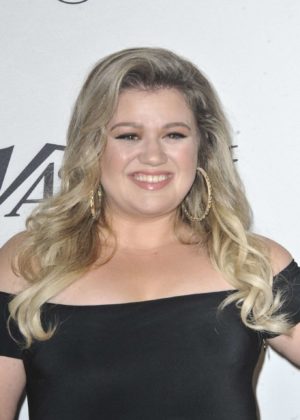 Kelly Clarkson - Variety's Power of Women Event 2017 in Los Angeles