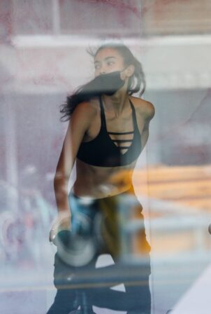 Kelly Gale - gets in a pilates session in Santa Monica