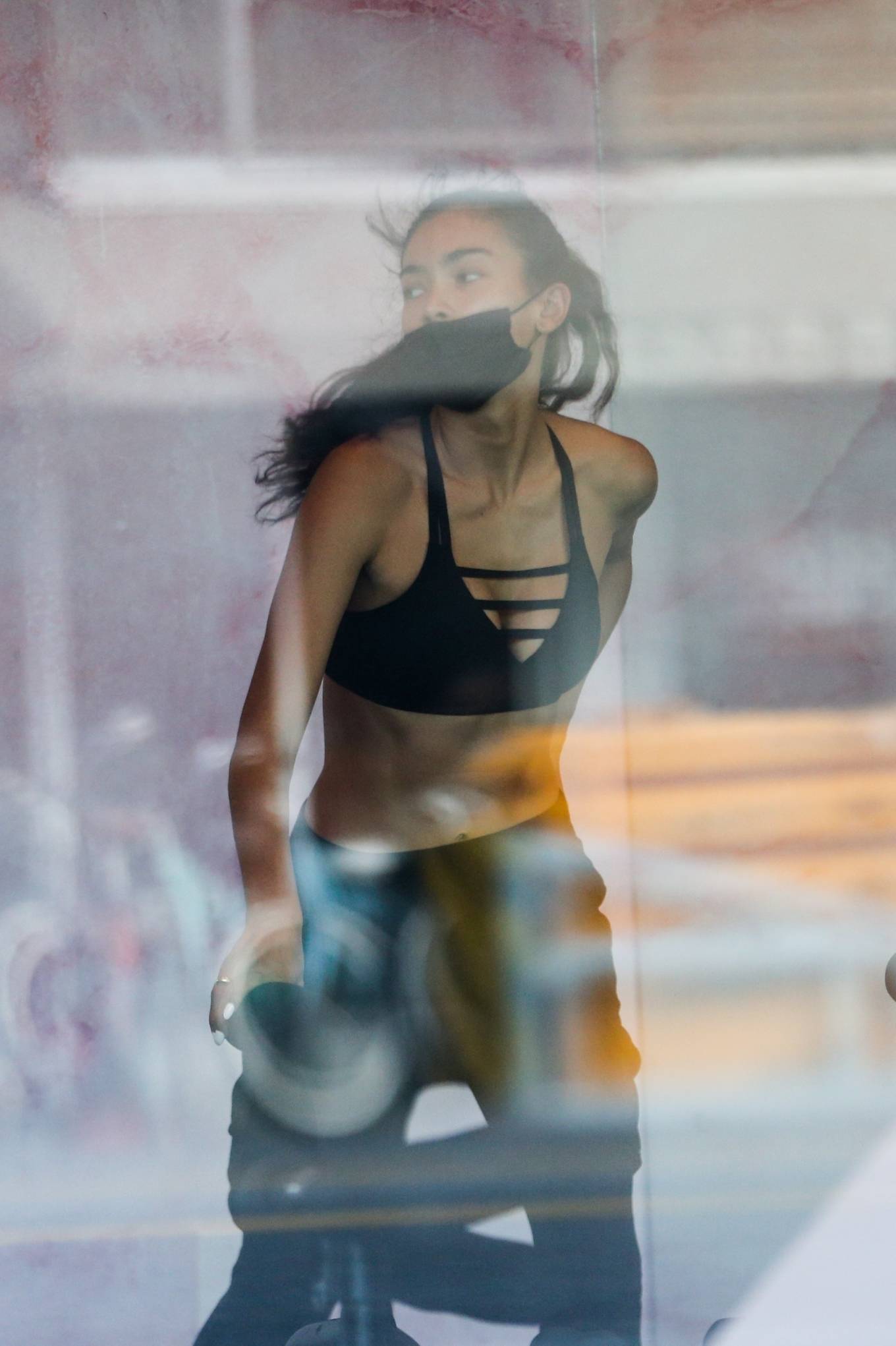 Kelly Gale - gets in a pilates session in Santa Monica