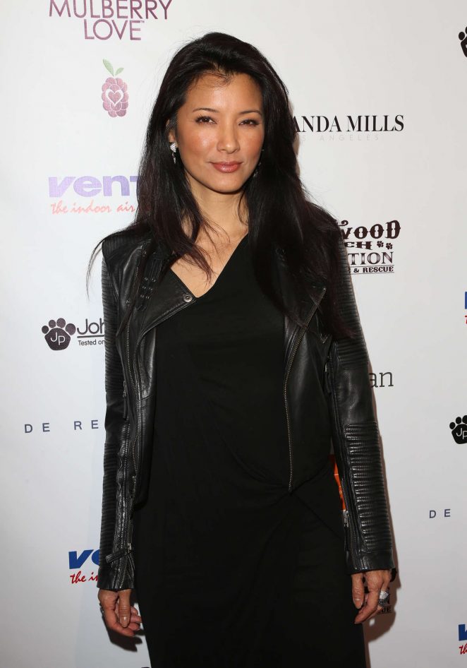 Kelly Hu - 2nd Annual Art for Animals Fundraiser Evening For Eastwood Ranch Foundation in LA