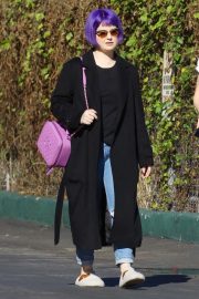 Kelly Osbourne steps out with Lisa Stelly to a nail salon appointment