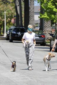 Kelly Osbourne with brother Jack Osbourne and Aree Gearhart - Out for a walk