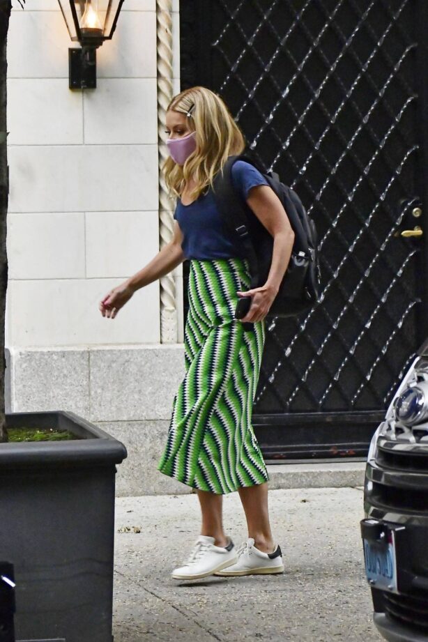 Kelly Ripa - In a stripe green skirt out in New York City