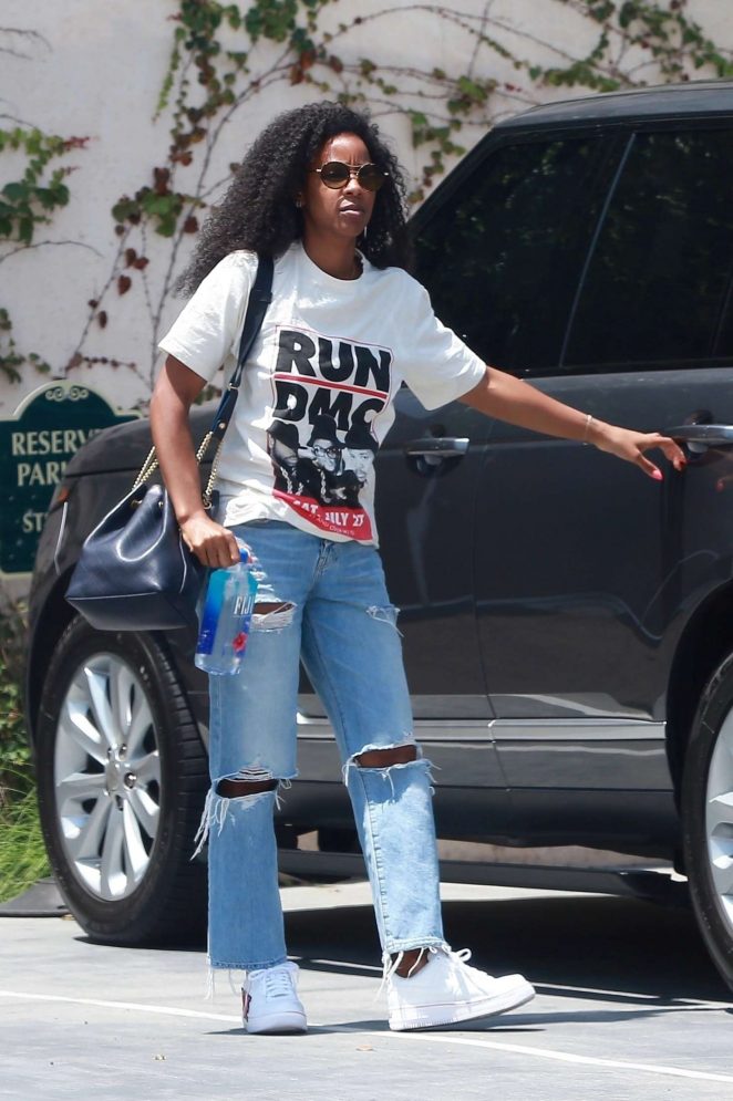 Kelly Rowland - Heading to a studio in Los Angeles