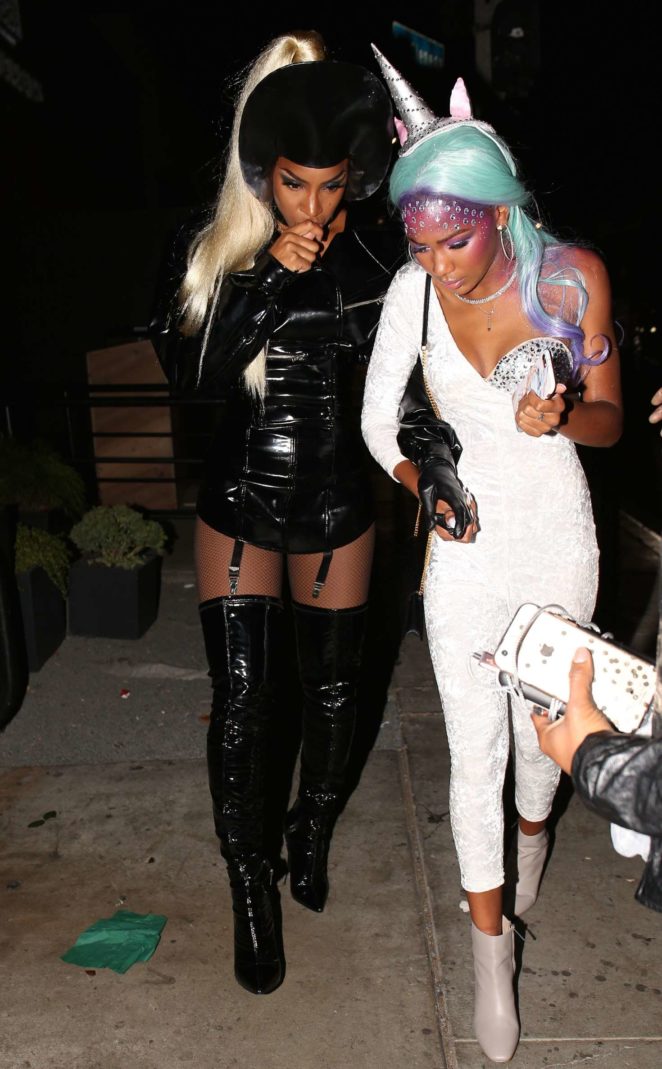 Kelly Rowland - Leaving her Halloween party in Los Angeles