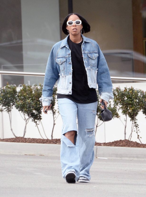 Kelly Rowland - Out in Los Angeles after walking off The Today Show