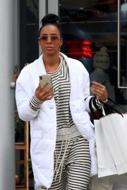 Kelly Rowland - Out shopping in Beverly Hills