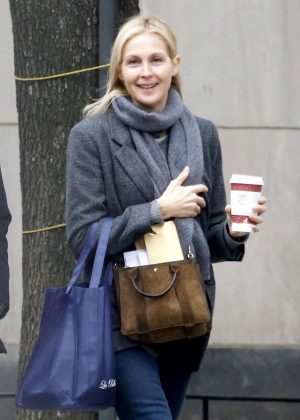 Kelly Rutherford on Madison Avenue in New York