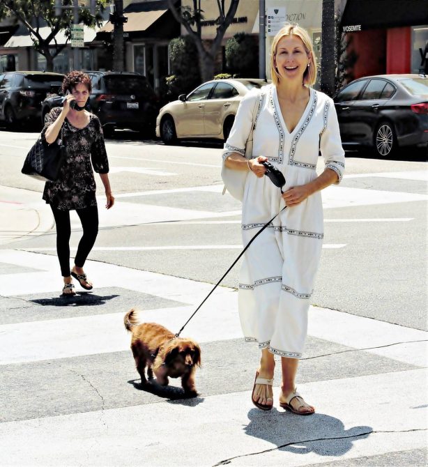 Kelly Rutherford - Out in Los Angeles