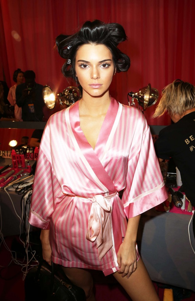 Kendall Jenner – 2015 Victoria’s Secret Fashion Show in NYC – GotCeleb