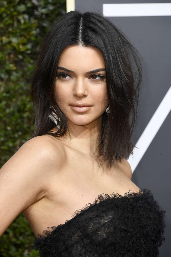 Kendall Jenner - 2018 Golden Globe Awards in Beverly Hills