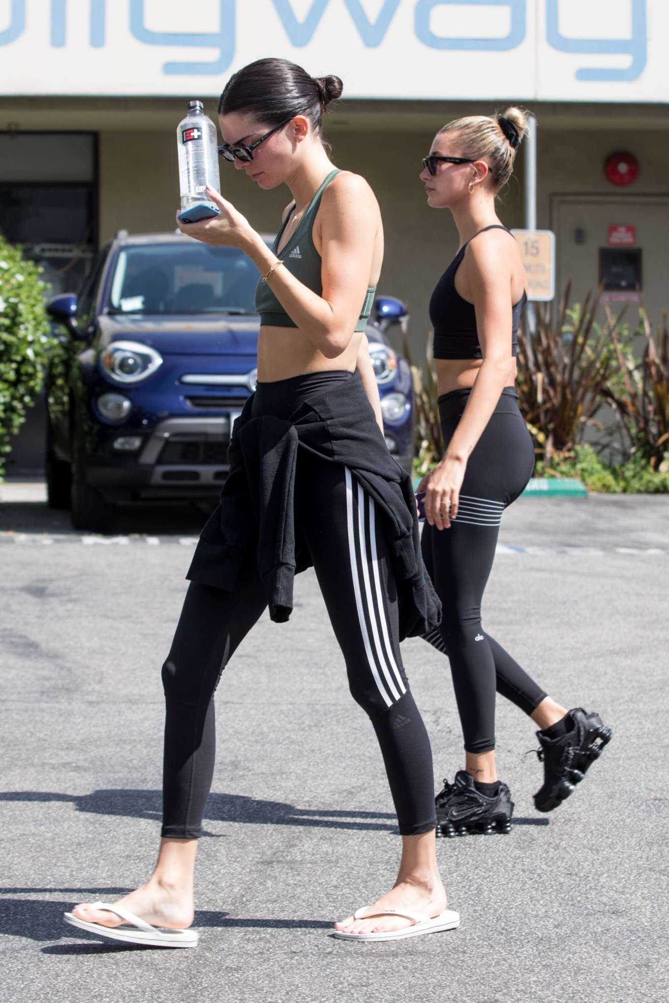 Kendall Jenner 2019 : Kendall Jenner and Hailey Bieber – leaving Pilates in West Hollywood-19