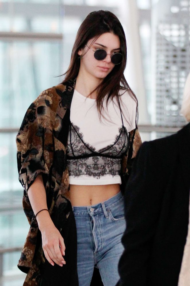 Kendall Jenner - Arriving at Heathrow Airport in London
