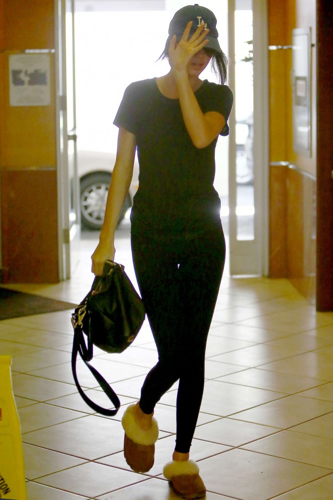 Kendall Jenner at a Dermatologist Office in Beverly Hills
