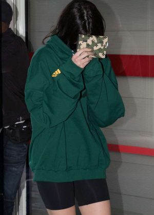 Kendall Jenner at Charles de Gaulle Airport in Paris