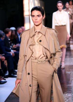Kendall Jenner - Burberry Ready to Wear Runway Show in London