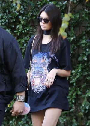 Kendall Jenner - Filming in Woodland Hills