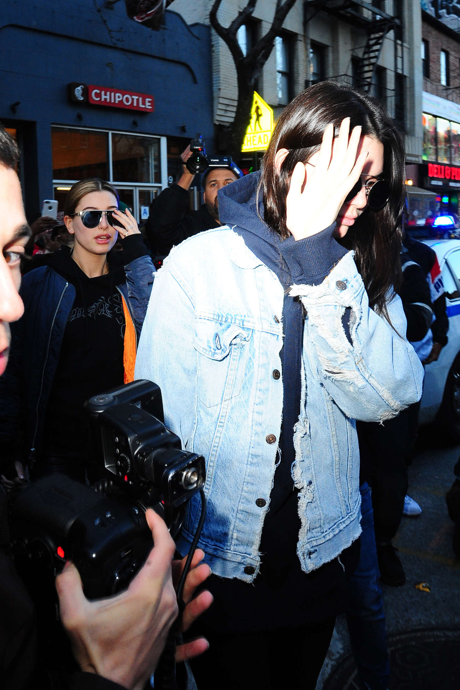 Kendall Jenner 2016 : Kendall Jenner in Jeans Jacket -20