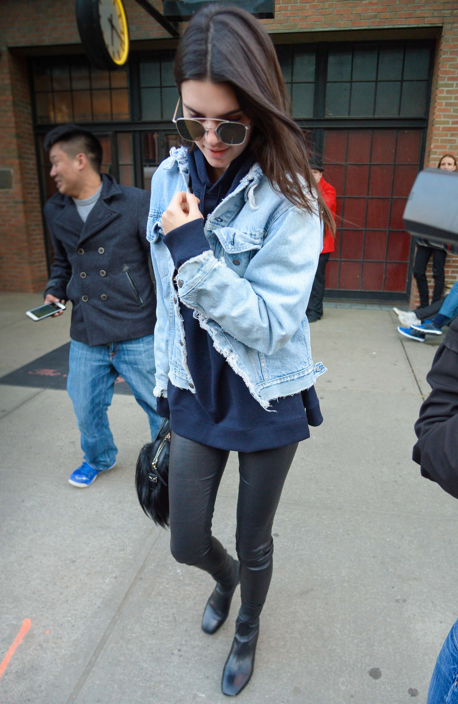 Kendall Jenner 2016 : Kendall Jenner in Jeans Jacket -21