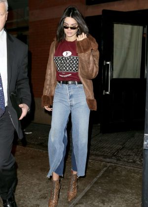 Kendall Jenner in Jeans Out in New York – GotCeleb