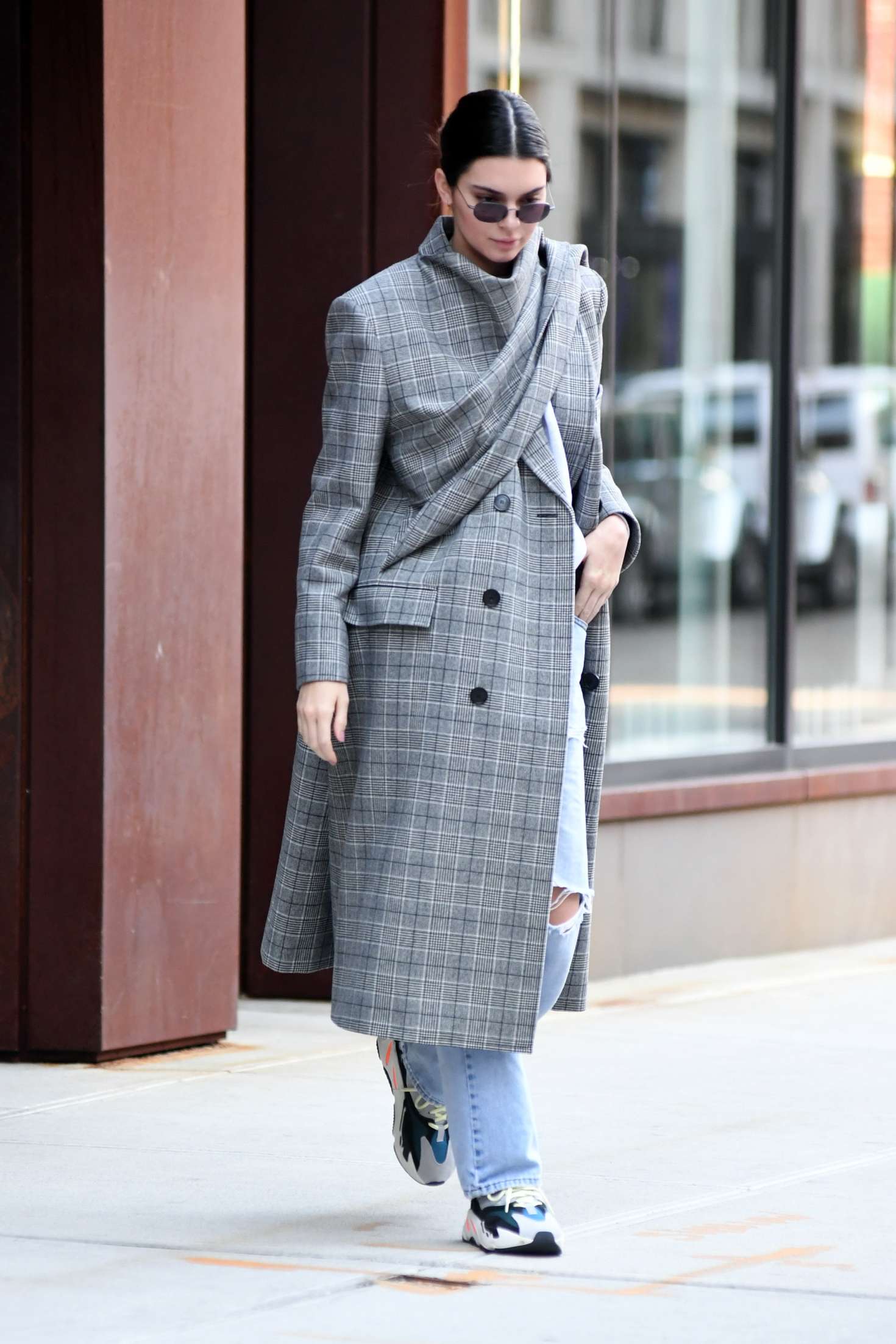 Kendall Jenner in Long Coat and Jeans -25 | GotCeleb