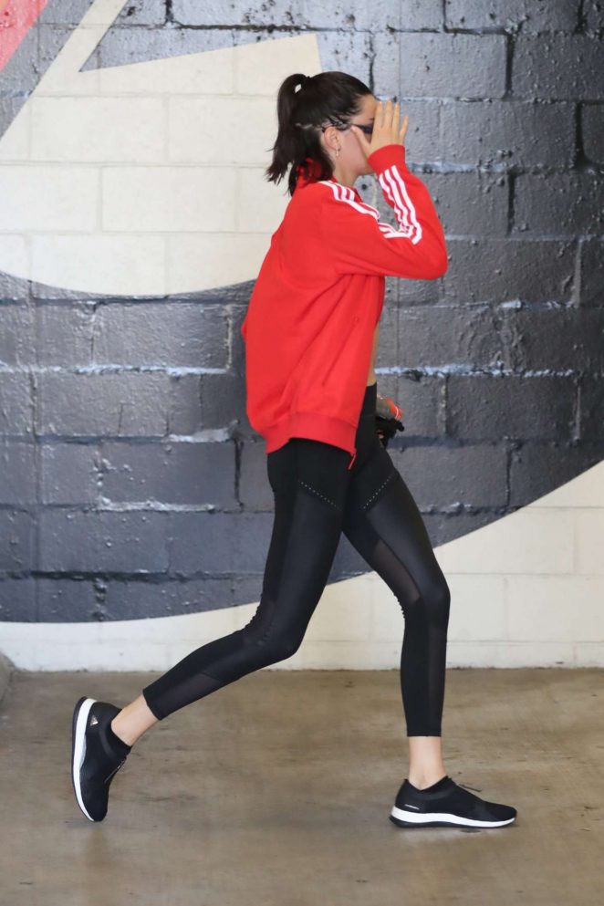 Kendall Jenner in Tight Leaves the gym in Beverly Hills