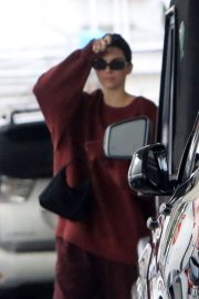Kendall Jenner - Leaving her dermatologist office in Beverly Hills