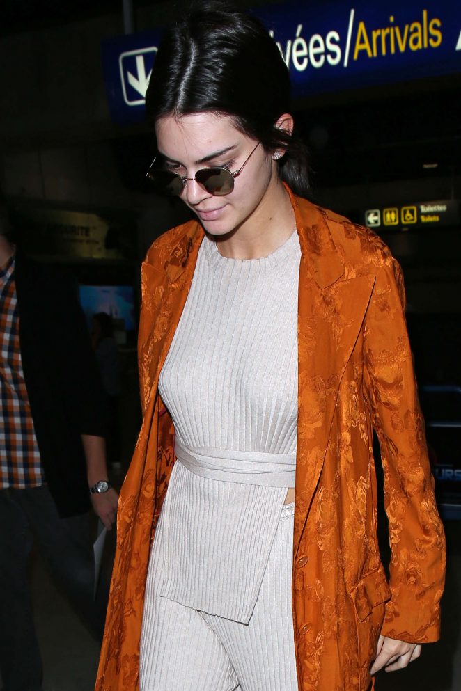 Kendall Jenner - Leaving the airport in Cannes