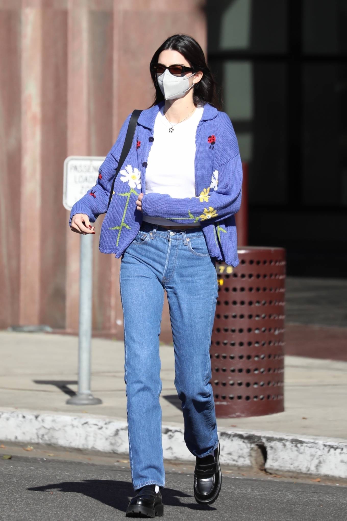 Kendall Jenner - Makes a trip to a medical building in Los Angeles