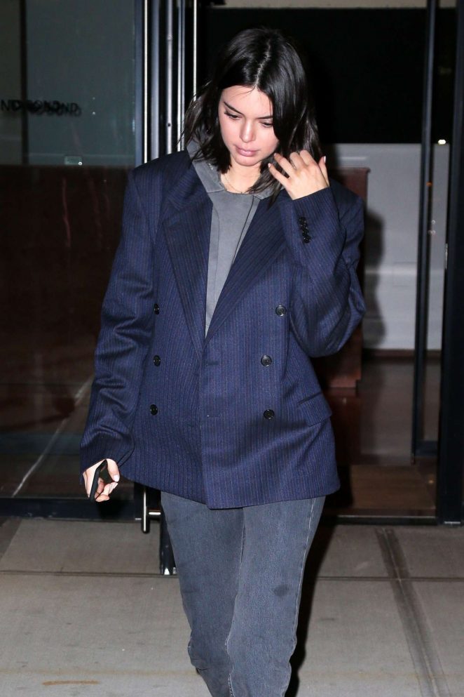 Kendall Jenner - Night out in NY