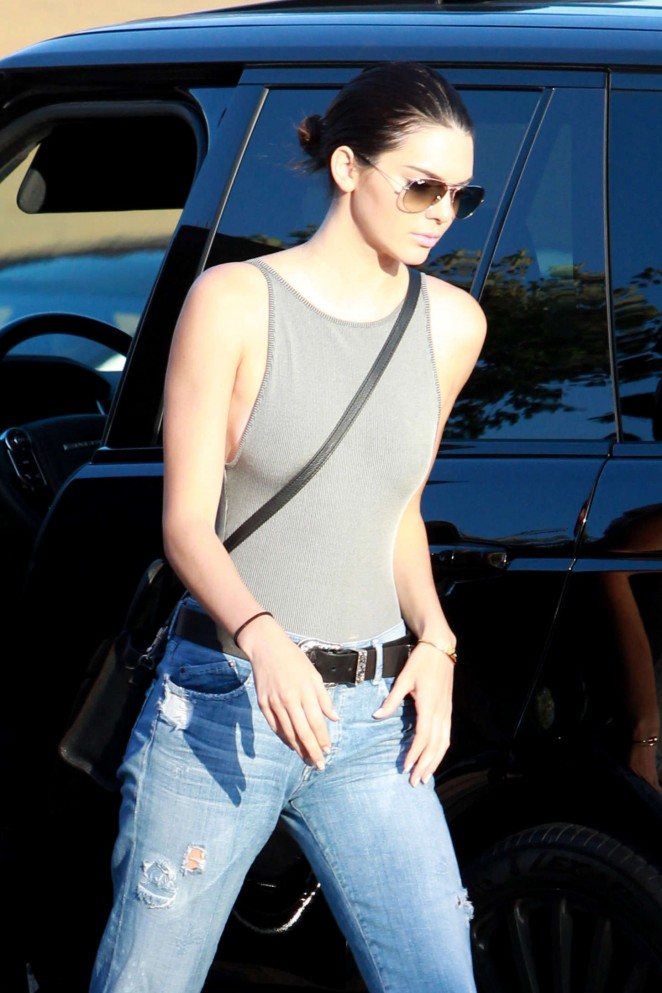 Kendall Jenner in Tight Jeans Out in Malibu