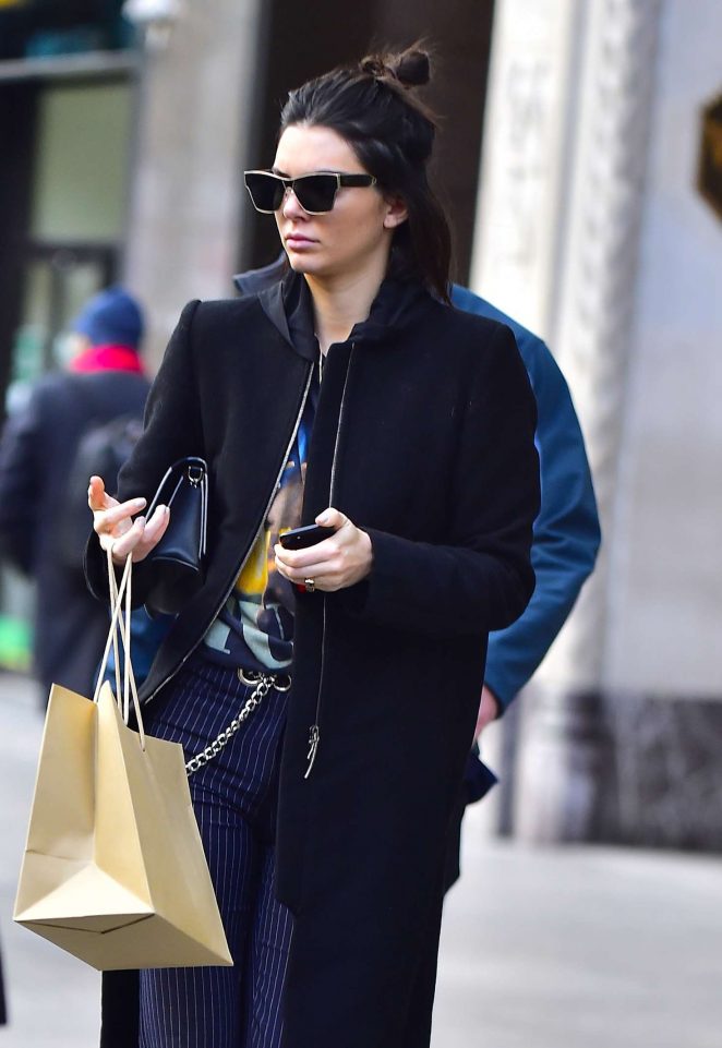 Kendall Jenner - Out and about in New York City