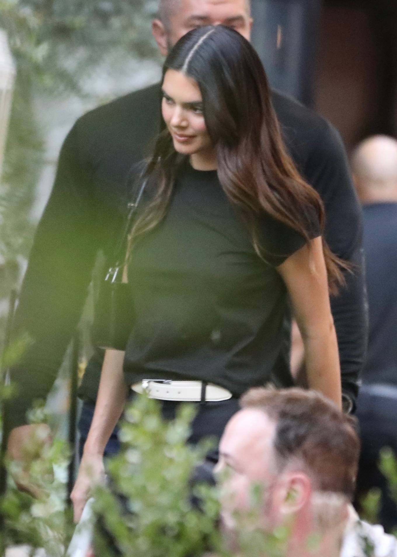 Kendall Jenner 2022 : Kendall Jenner – Out for a dinner in West Hollywood-14