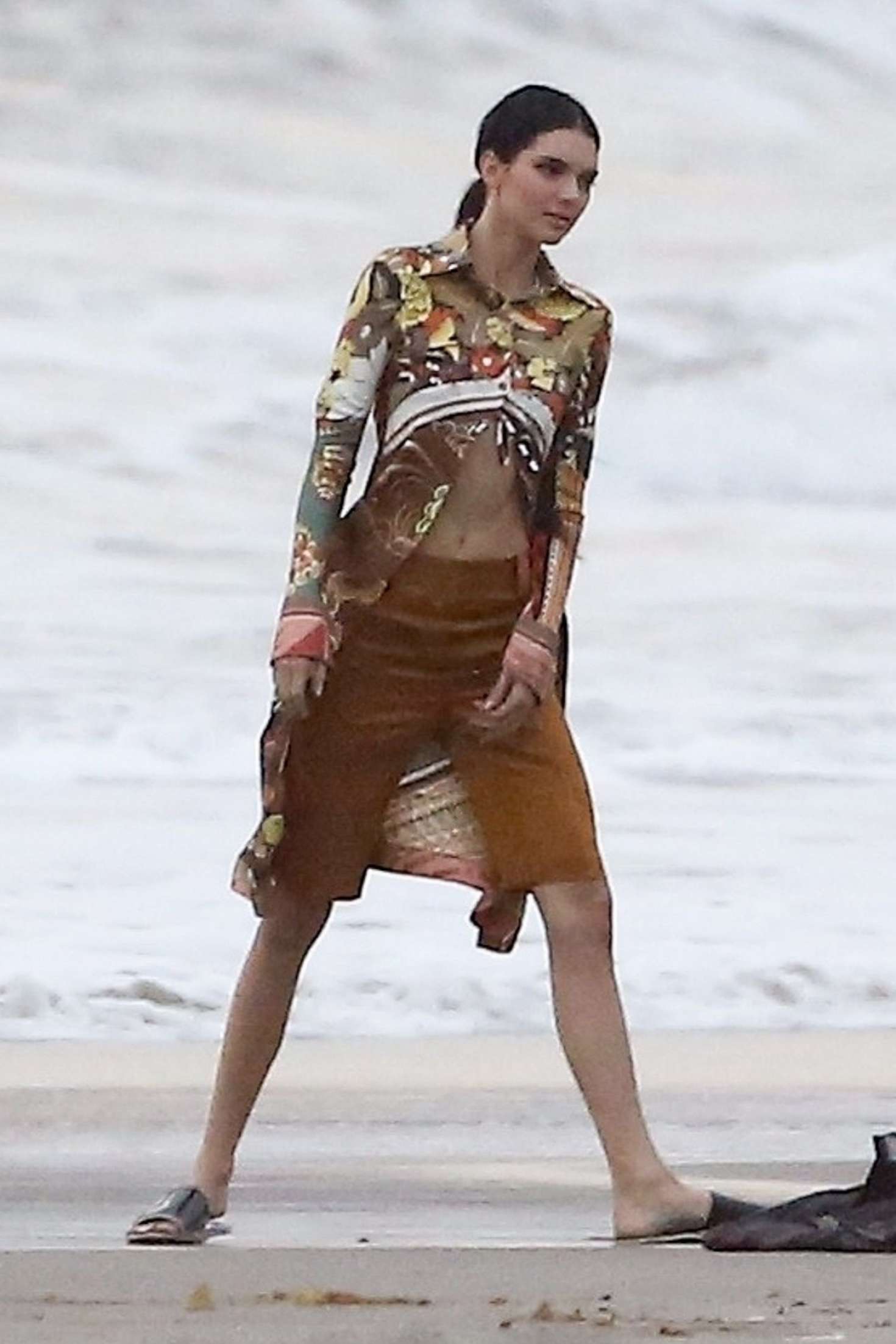 Kendall Jenner: Photoshoot on the beach in Malibu -15 | GotCeleb