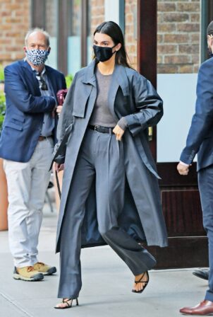 Kendall Jenner - Seen leaving her hotel in Tribeca - New York
