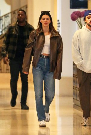 Kendall Jenner - Seen while out for a brunch in Beverly Hills